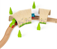 Tunel kolejowy kręty drewniany dodatek do kolejki dla dzieci Podróż łąką Bigjigs Toys