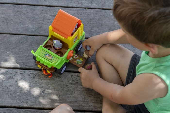 Jeep Safari samochód terenowy z akcesoriami Klorofil