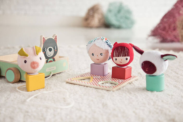 Drewniany wózek z sorterem do ciągnięcia Wilk Louis LILLIPUTIENS