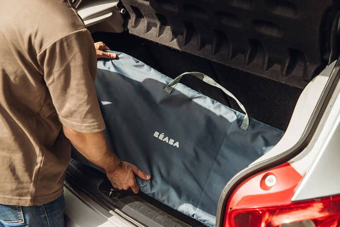 Leżaczek dla niemowlaka składany Eazy Relax Greige Beaba