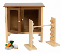 Domek drewniany z akcesoriami dla pluszowych króliczków Astrup