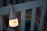 Przenośna lampka nocna LED z latarką Pixie 90h świecenia Pink Beaba