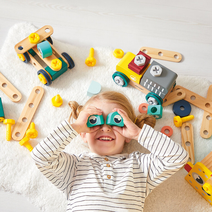 Drewniany zestaw konstruktora dla małego majsterkowicza Brico'kids 100 el. Janod
