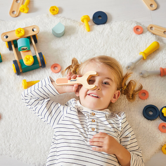 Drewniany zestaw konstruktora dla małego majsterkowicza Brico'kids 100 el. Janod