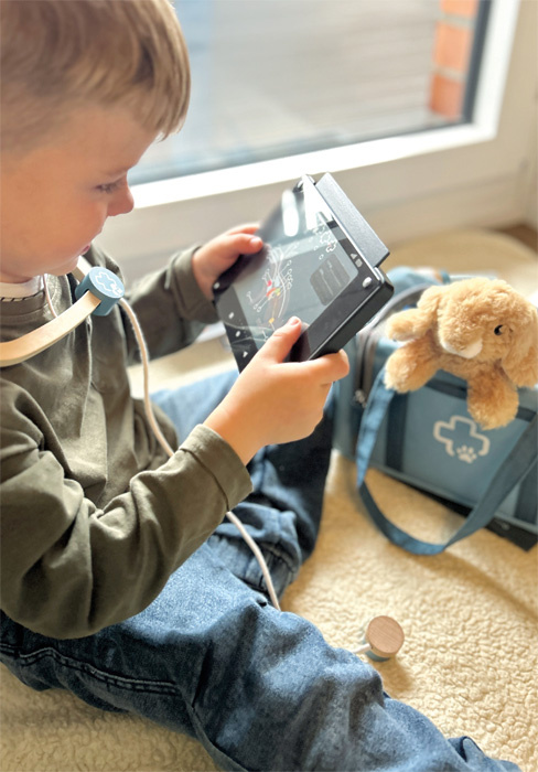 Zestaw weterynarza z pluszowym królikiem Small Foot