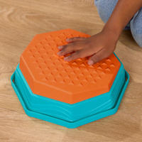 Modułowa ścieżka sensoryczna z dźwiękami 14 elementów Balance & Groove B.Toys