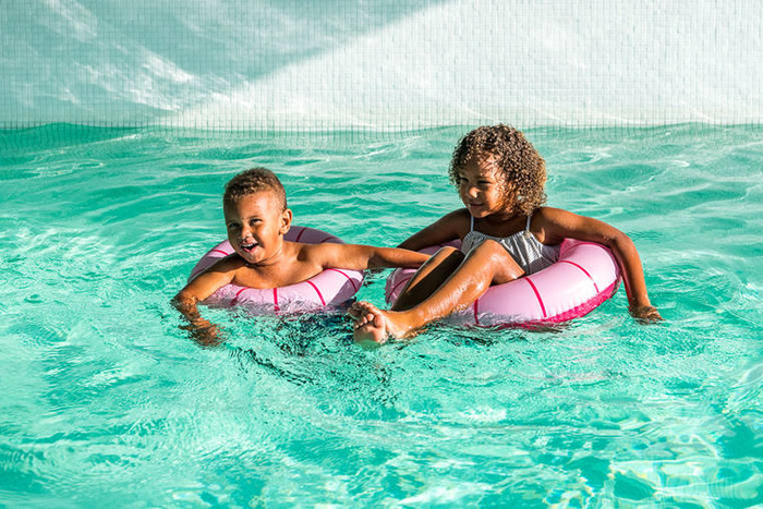 Koło dmuchane do pływania 40 cm Cherry Red Quut