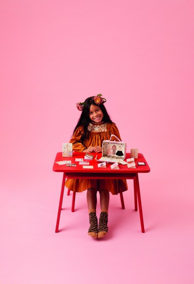 Zestaw akcesoriów papierniczych w walizeczce TINOU Djeco