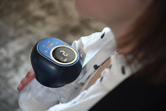 Laktator elektryczny pojedynczy 180 ml Night Blue Beaba