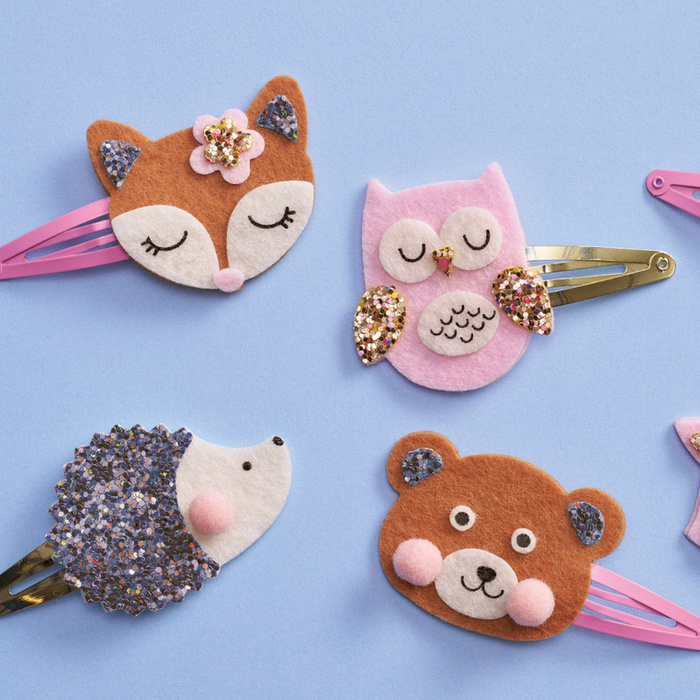 Zestaw kreatywny dla dzieci do tworzenia biżuterii brokatowe spinki do włosów Leśne zwierzątka Janod