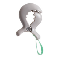 Tiny Love Karuzela podróżna dla niemowląt Magiczna Kraina z delikatną muzyką czarno-biała