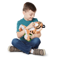 Przytulanka zwierzątko do karmienia Dziecko Tygrysa z butelką Melissa and Doug