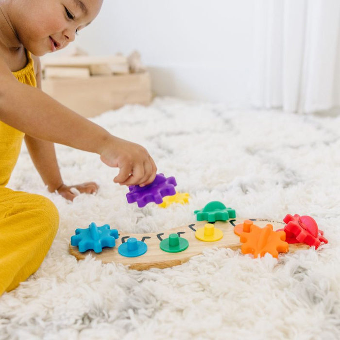 Układanka drewniana z kołami zębatymi Ruchoma gąsienica Melissa & Doug