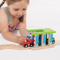 Kolorowa myjnia dla pociągów Bigjigs Rail