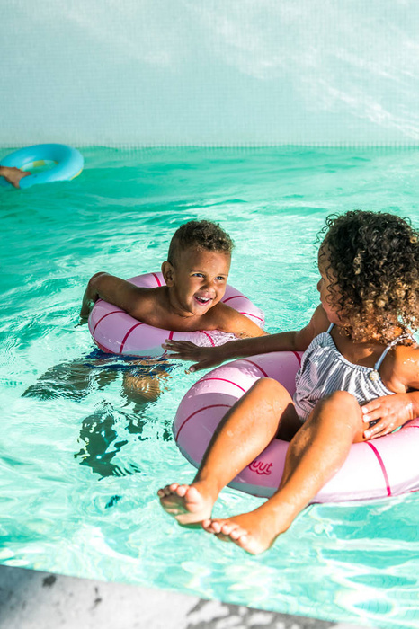 Koło dmuchane do pływania 40 cm Cherry Red Quut