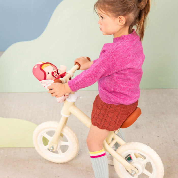 Lilliputiens Lalka z akcesoriami w foteliku rowerowym Lena do zabawy dla dzieci