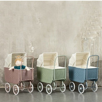 Wózek retro dla lalek Doll Pram Retro Rattan Rose Astrup