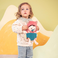 Lalka Jeanne w nosidełku Dzidziuś z akcesoriami 24 cm Lilliputiens