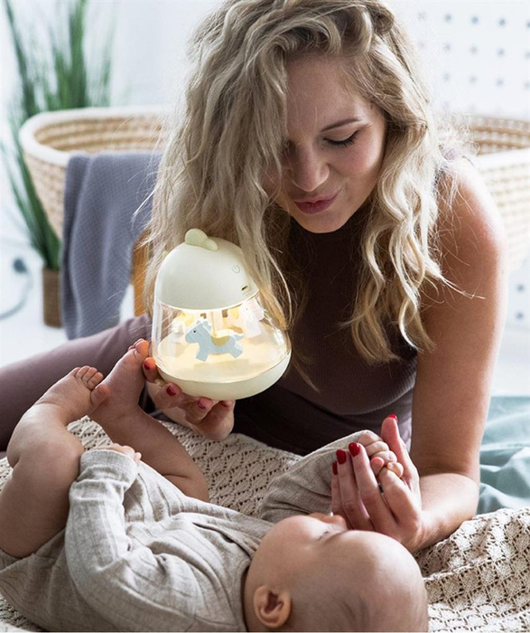 Lampka z pozytywką dla dzieci Kurczaczek żółta Rabbit & Friends