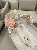 Tiny Love Pałąk z grzechotkami i gryzakami Kraina Jednorożca do zabawy w domu i podróży dla niemowląt