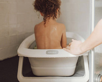 Składana wanienka dla dzieci Eazy Pop Camélé'O Gris velours Beaba