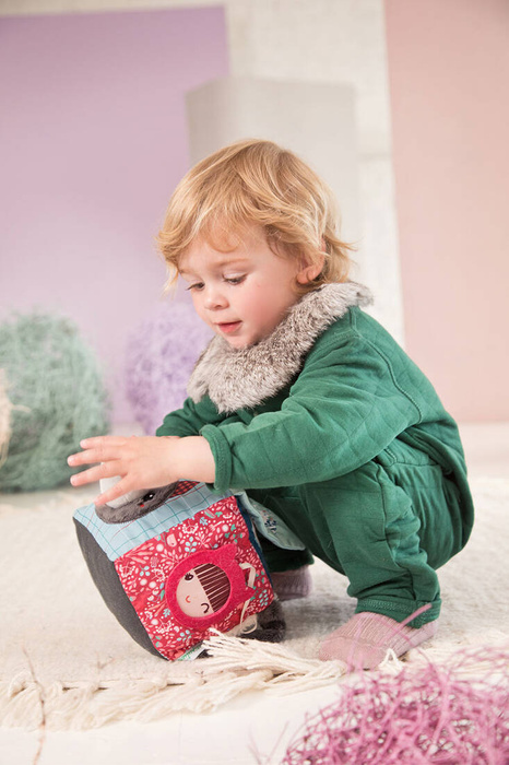 Wielofunkcyjna kostka dźwiękowa angażująca zmysły Wilk Louis 9 m+ Lilliputiens