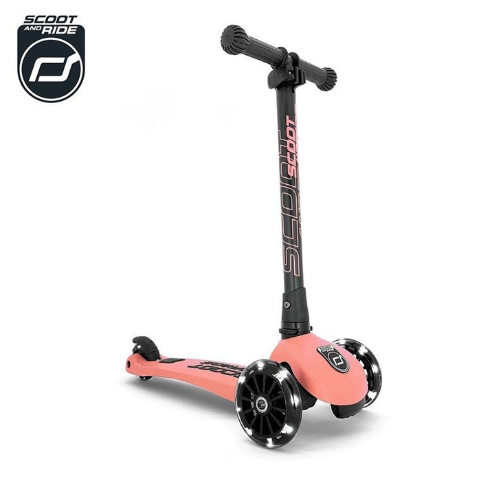 SCOOTANDRIDE Kask + Highwaykick 3 LED hulajnoga składana ze świecącymi kółkami 3+ Zestaw Peach