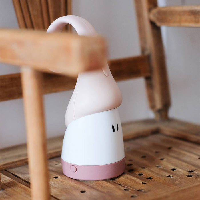 Przenośna lampka nocna LED z latarką Pixie 90h świecenia Pink Beaba