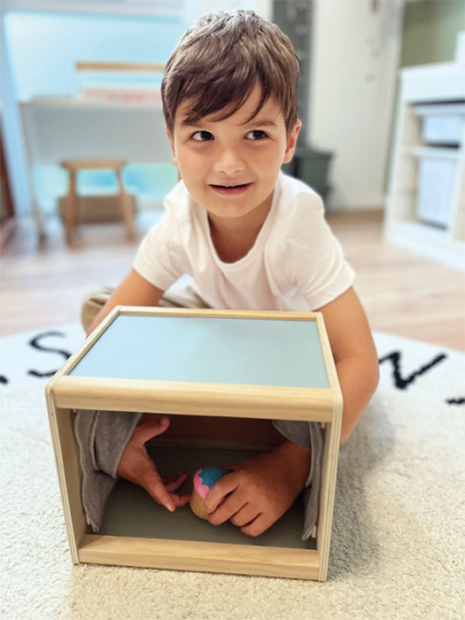 Zabawa edukacyjna małe sensoryczne pudełko dla dzieci Sensory Small Foot