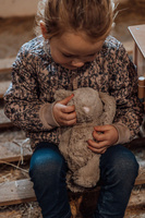 Króliczki Mama i maleństwo maskotki dla dzieci 27 cm i 19 cm Astrup