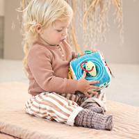 Wielofunkcyjna kostka z gryzakiem i pozytywką 7 odgłosów zwierząt Dżungla Lilliputiens