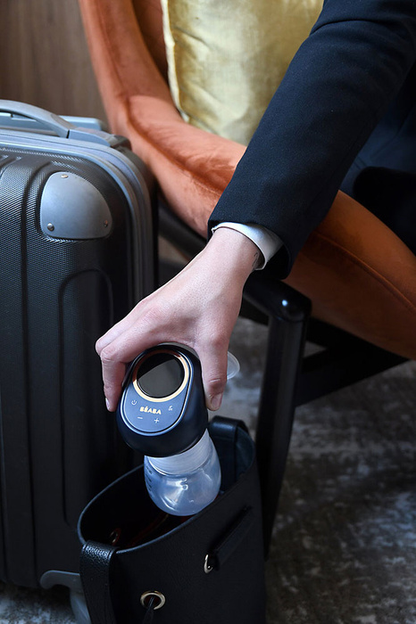 Laktator elektryczny pojedynczy 180 ml Night Blue Beaba