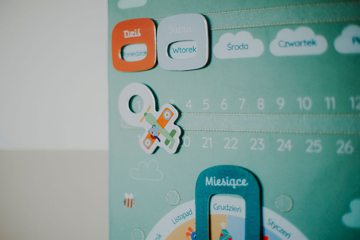 Miękka tablica aktywizująca dla dzieci Kalendarz Lilliputiens