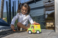 Jeep Safari samochód terenowy z akcesoriami Klorofil