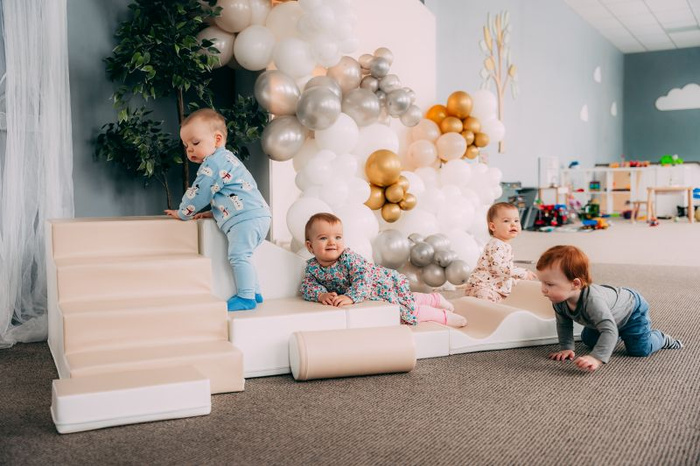 Duże klocki piankowe do wspinaczki i aktywnej zabawy dla dzieci zestaw beżowo biały Explorer IGLU