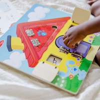 Drewniana plansza aktywności w kształcie domku Blue’s Clues & You Melissa & Doug 