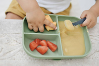 Talerzyk trójdzielny dla dziecka silikonowy z przyssawką Sage green Beaba