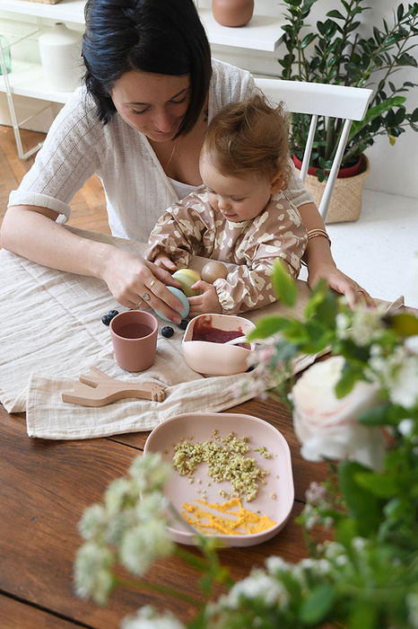 Beaba Komplet naczyń z silikonu pink