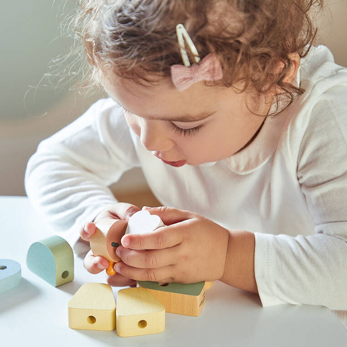 Nawlekanie na sznurek drewniane Ptaszki Sweet Cocoon Janod