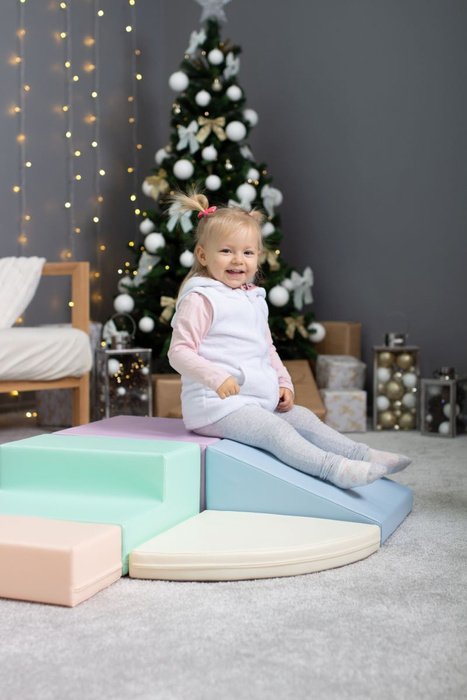 Duże klocki piankowe do wspinaczki i aktywnej zabawy dla dzieci zestaw pastelowy Corner Climber IGLU