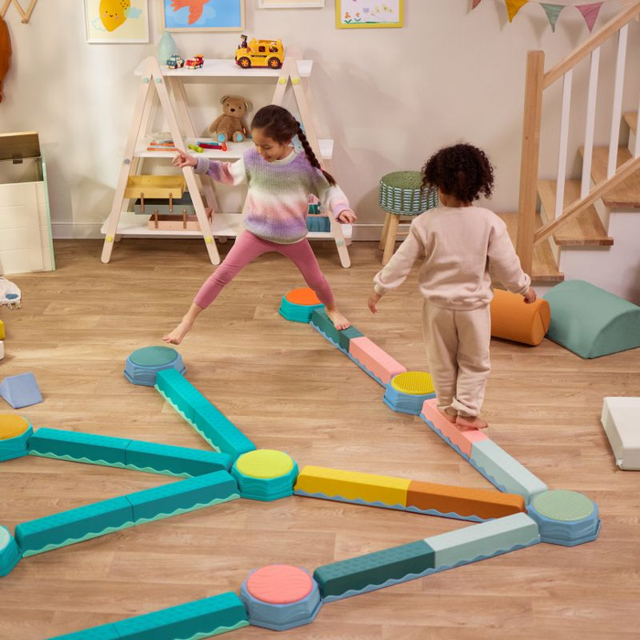 Belki sensoryczne do ćwiczenia równowagi 10 el Balance & Hop Beams B.Toys