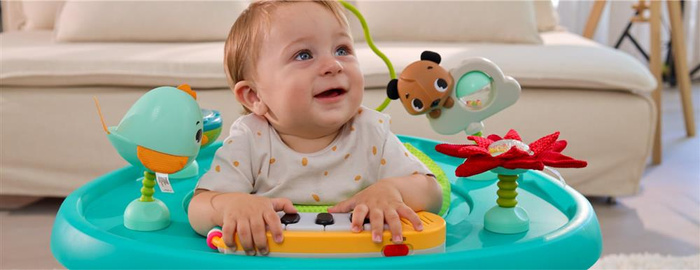 Tiny Love Centrum aktywności 5w1 Stoliczek interaktywny od niemowlaka do malucha Zabawa na łące