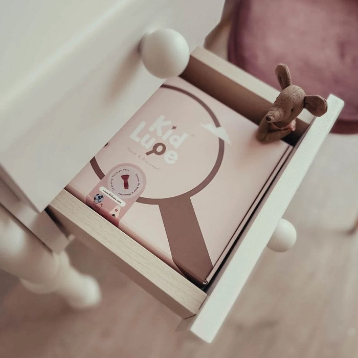 Mikroskop cyfrowy dla dzieci kieszonkowy KidLupe pastelowy róż z ekranem LCD Kidinex