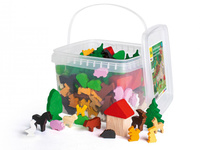 Drewniane figurki do zabawy ze zwierzętami farma ranczo las 200 elementów Erzi