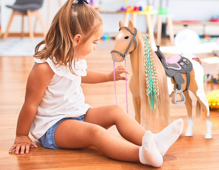 Duży Koń dla lalki Palomino z akcesoriami do czesania i stylizacji 50cm Our Generation