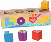 Edukacyjny sorter kształtów z drewna Love Goki