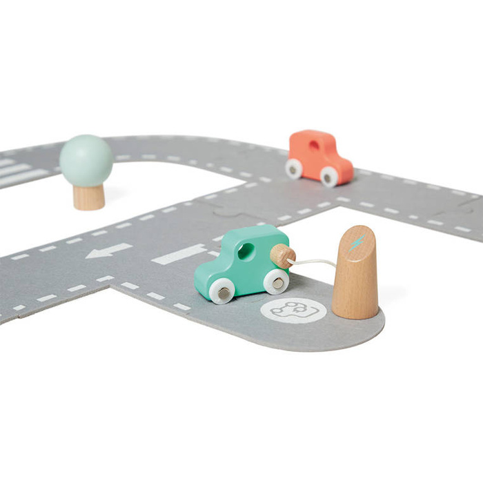 Filcowy tor dla autek z akcesoriami Janod