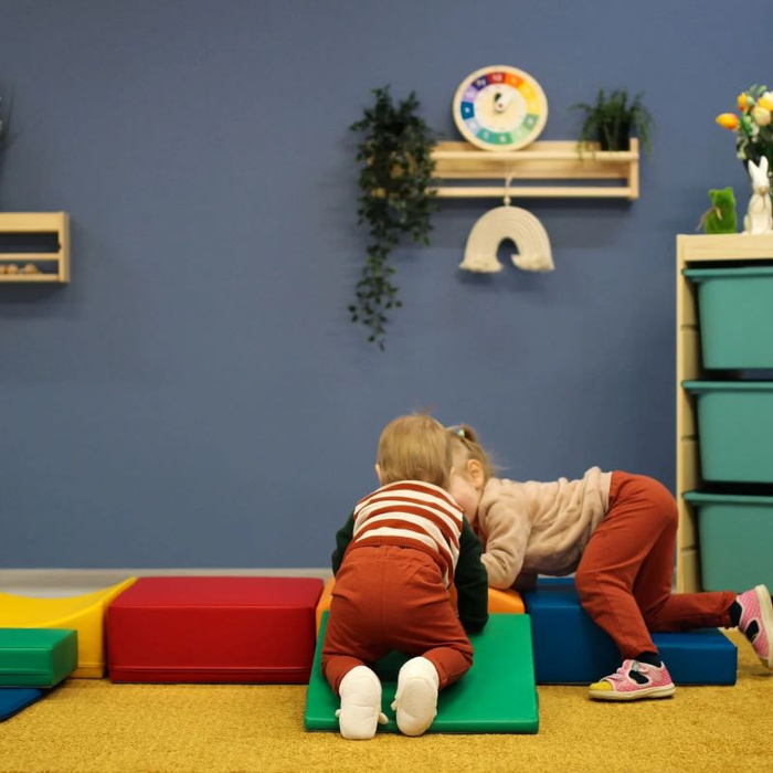 Duże klocki piankowe do wspinaczki i aktywnej zabawy dla dzieci zestaw wielokolorowy Little Crawler IGLU