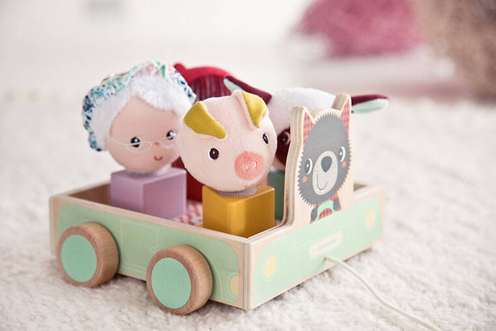 Drewniany wózek z sorterem do ciągnięcia Wilk Louis LILLIPUTIENS