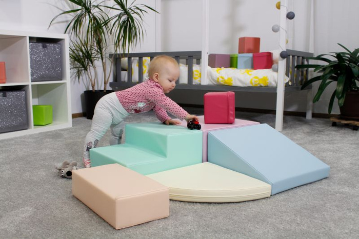 Duże klocki piankowe do wspinaczki i aktywnej zabawy dla dzieci zestaw pastelowy Corner Climber IGLU
